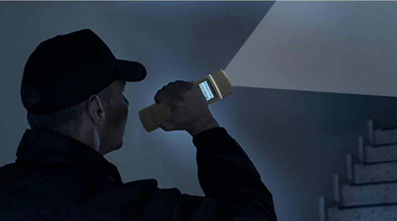 巡更棒自带LED手电筒